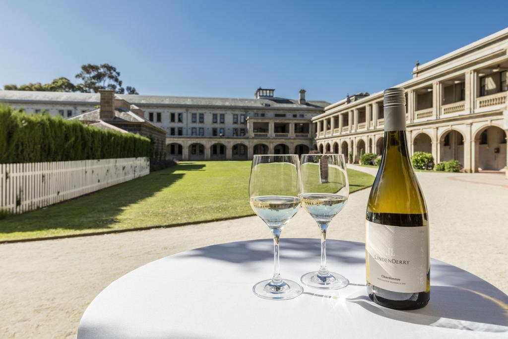 Lancemore Mansion Hotel Werribee Park Екстериор снимка