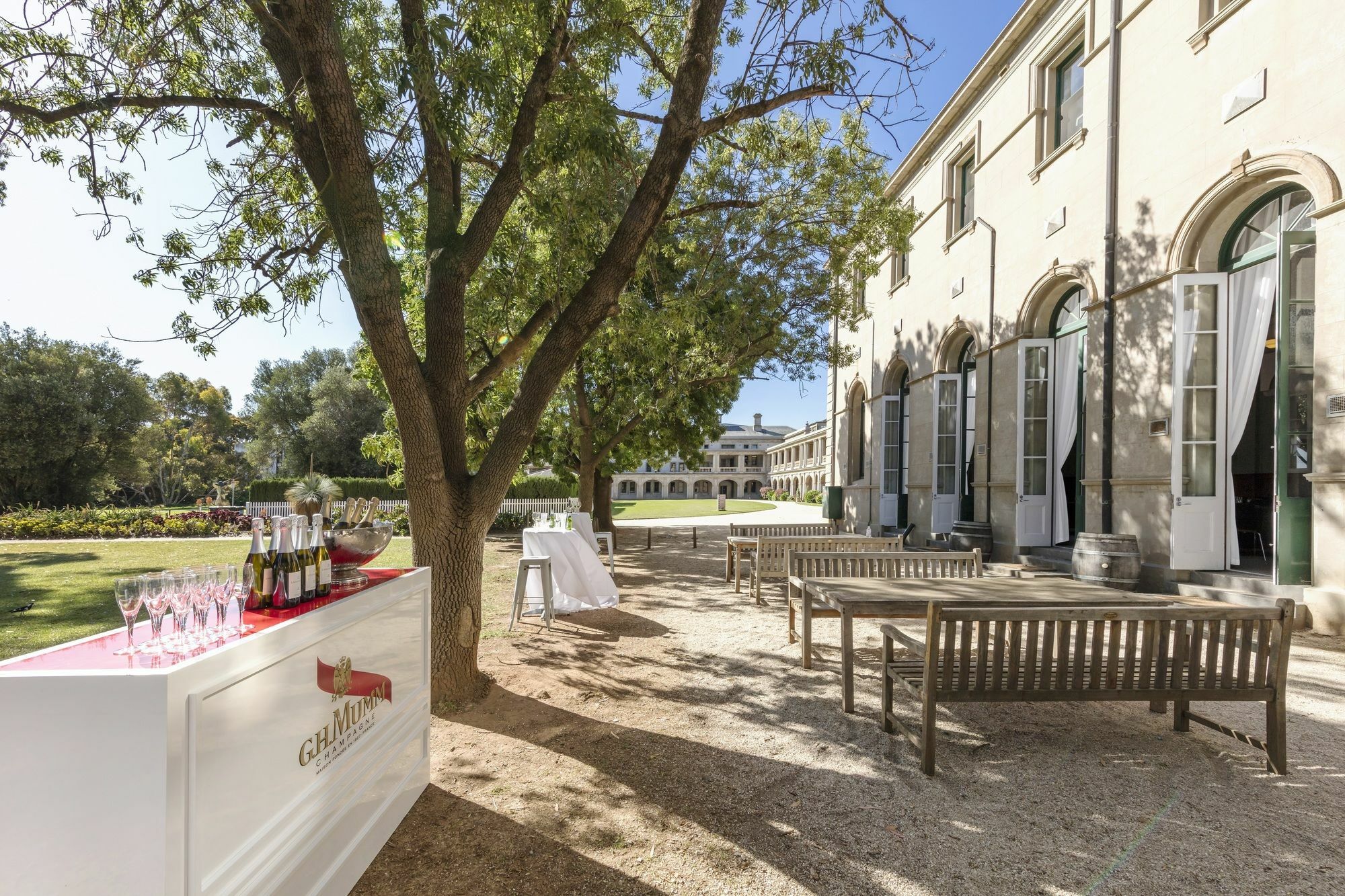 Lancemore Mansion Hotel Werribee Park Екстериор снимка